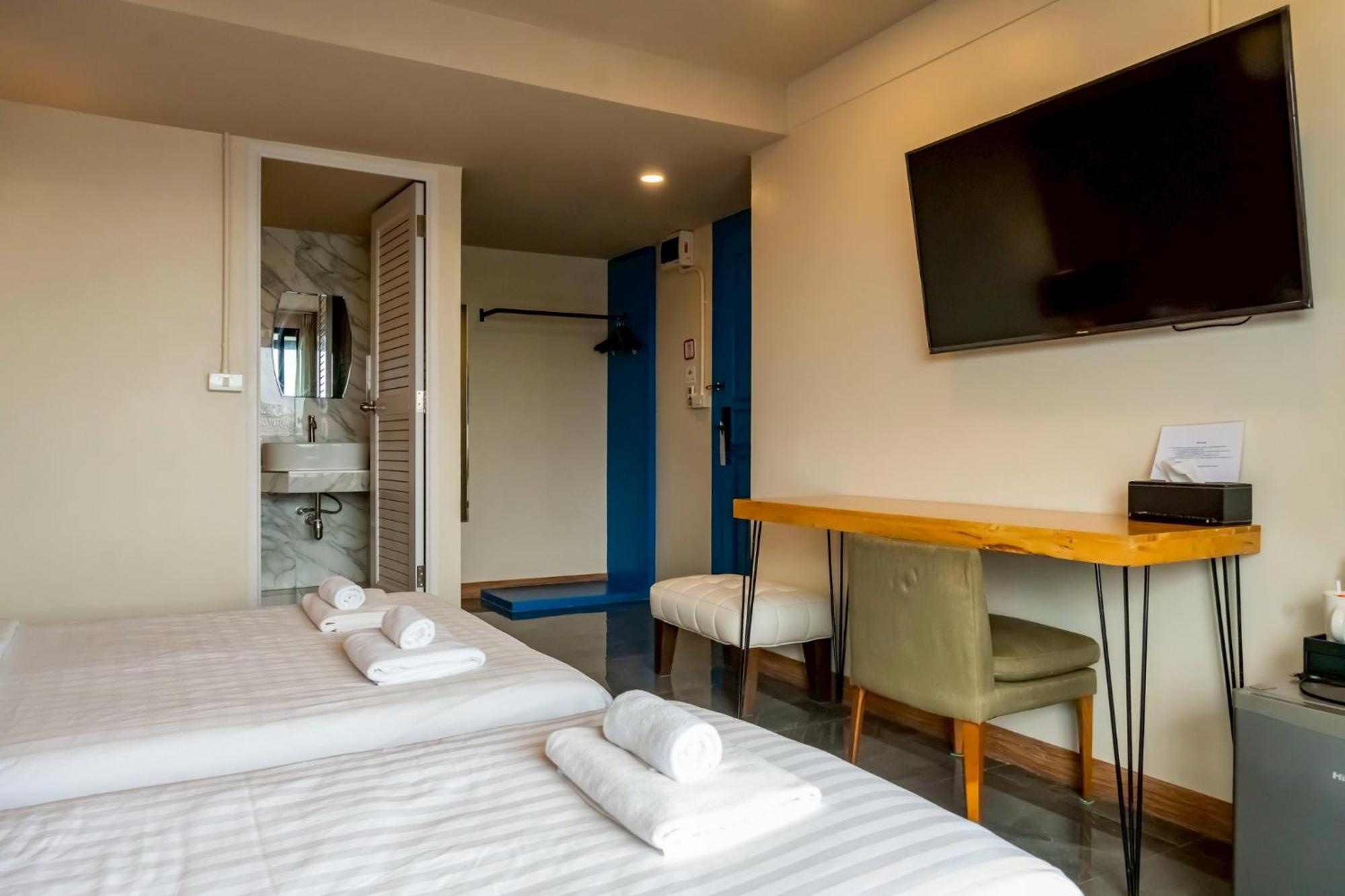 Ployburi Boutique Hotel Чантабури Екстериор снимка