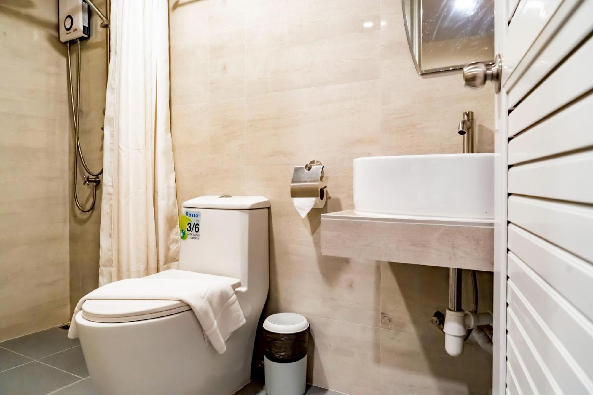 Ployburi Boutique Hotel Чантабури Екстериор снимка